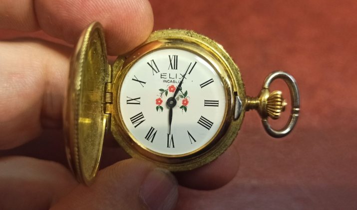 250250905 Montre Mea